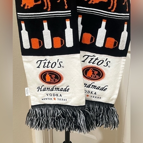 Titos Vodka Austin Texas Heavyweight Neck Scarf 7”X 72” - Picture 9 of 9